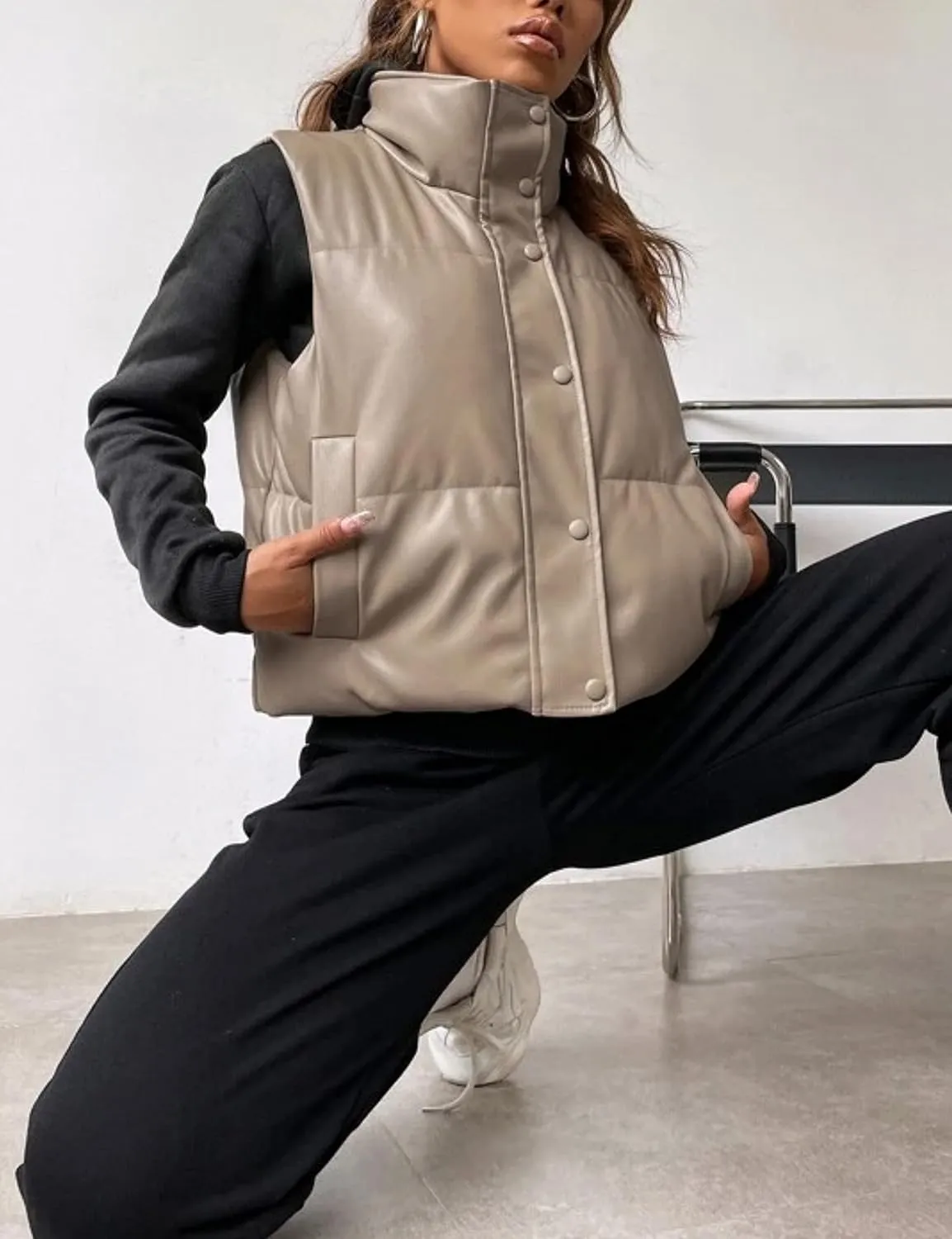 Yidarer Women's Faux Leather Puffer Vest Stand Collar Padded Vest Sleeveless Quilted Lightweight Jacket