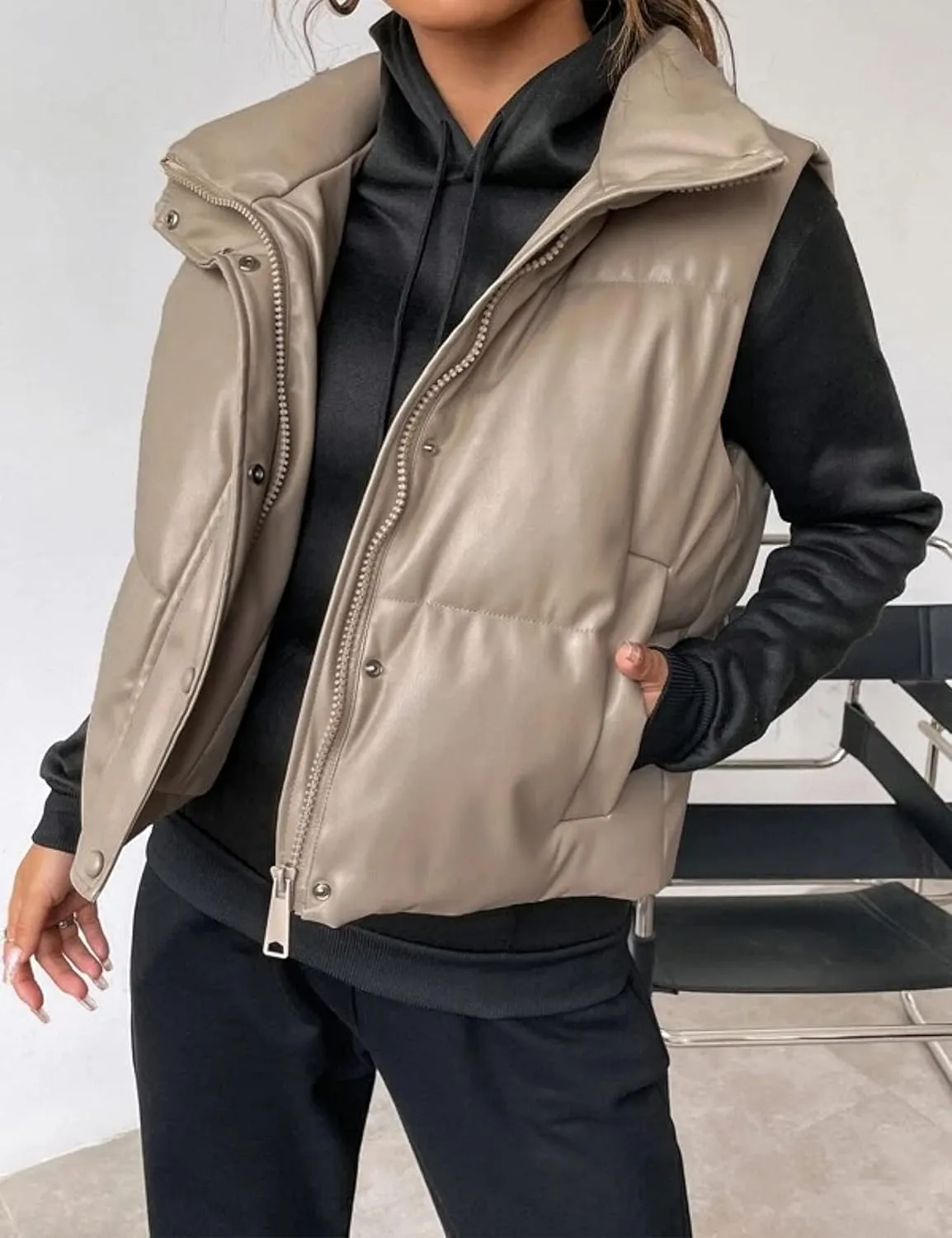 Yidarer Women's Faux Leather Puffer Vest Stand Collar Padded Vest Sleeveless Quilted Lightweight Jacket